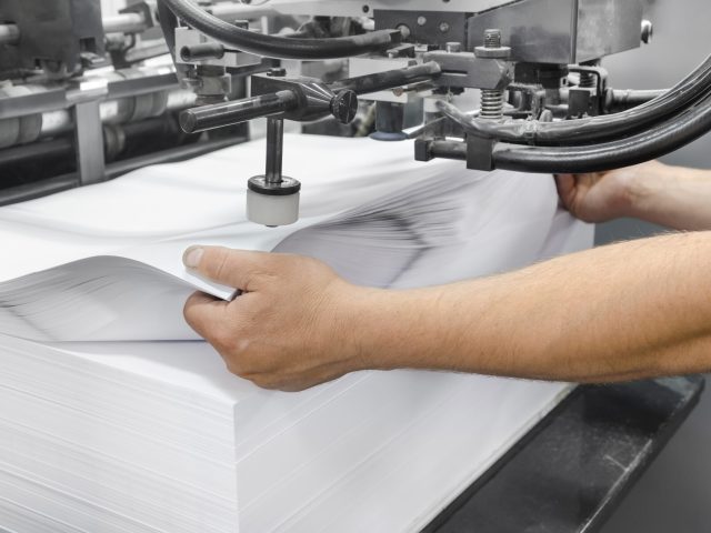 Print,Shop,,Preparing,Large,White,Papers,For,Print,At,The